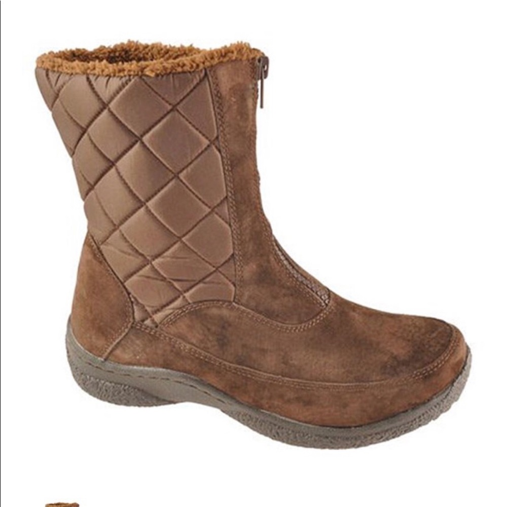 Propet Suede Boots “ Sugarloaf” Wide Width 7.5 W. Zip up, Brown, scotch guard